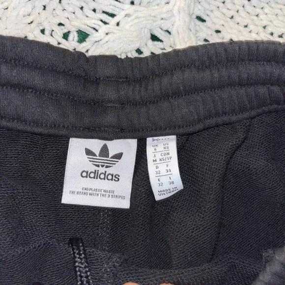 Adidas bundle - Picture 3 of 5